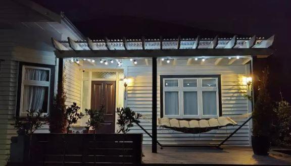 Beautiful Villa Near Everything! Christchurch Bagian luar foto